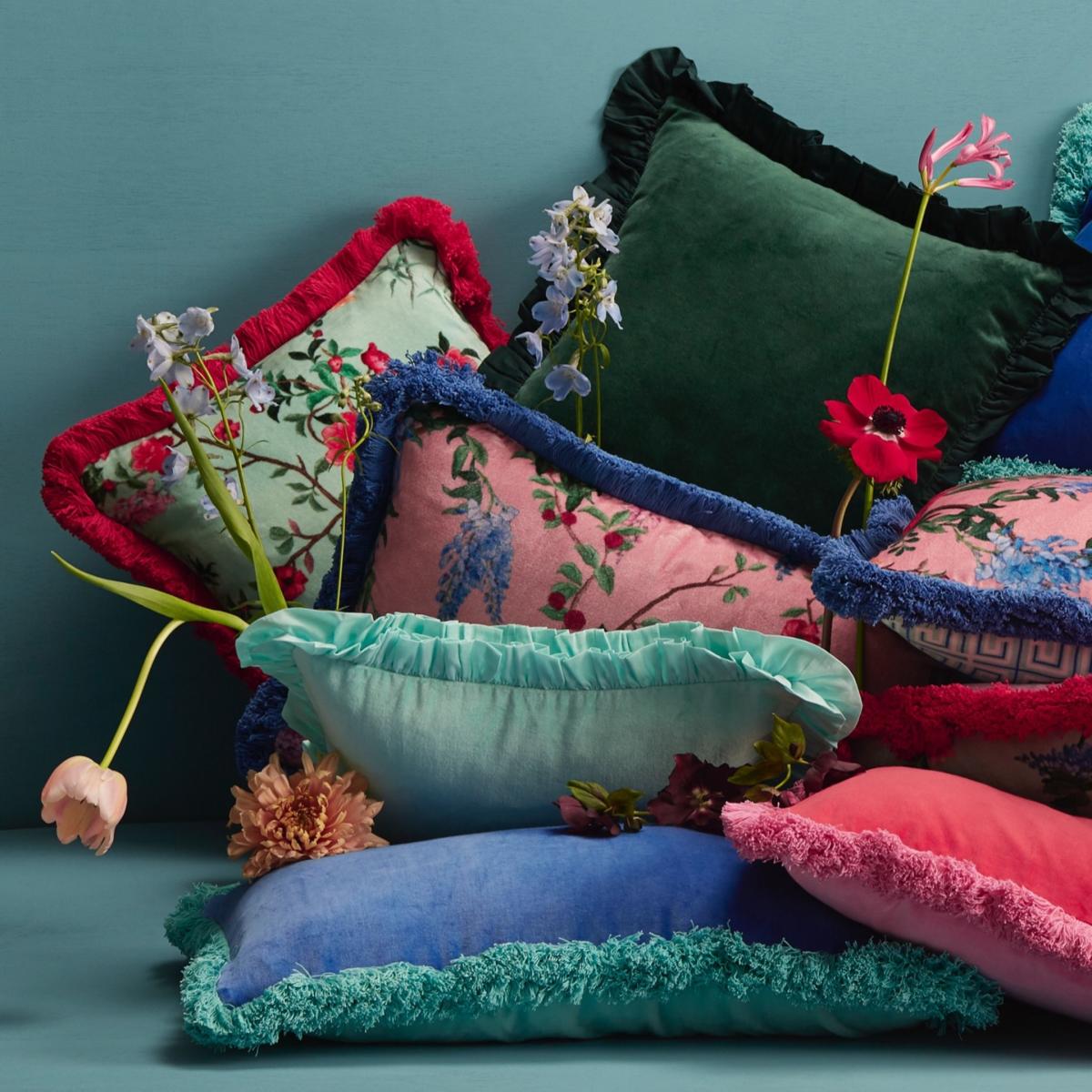 Blue Contrast Velvet Cushion Maison Splendid – image 3