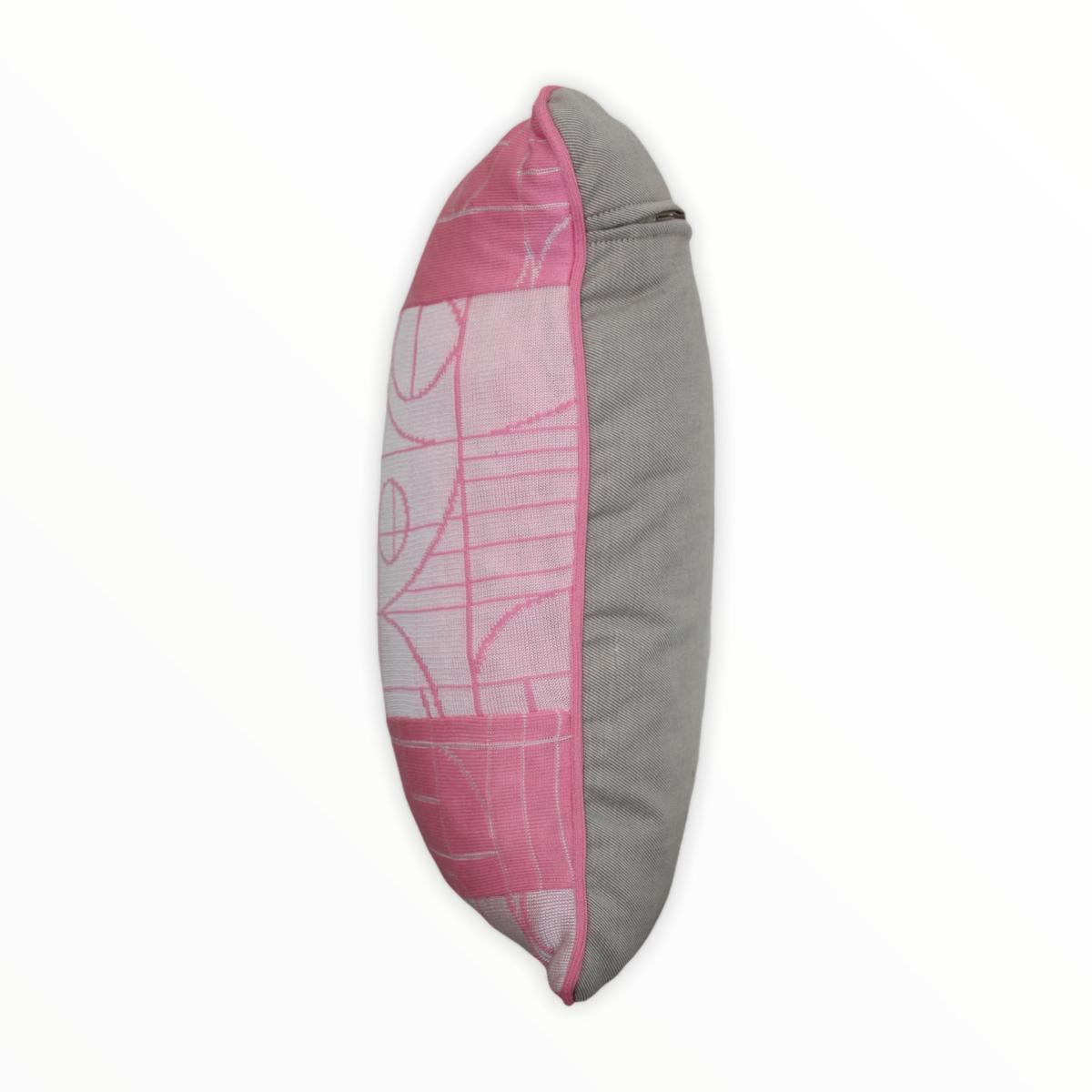 Play Patchwork Cushion - Pink, White One Size Maria Aristidou – image 2