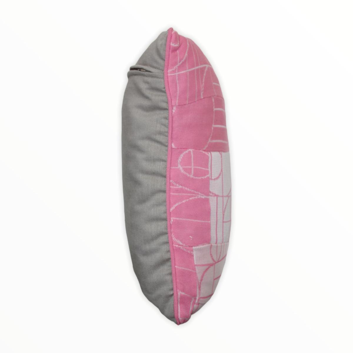 Play Patchwork Cushion - Pink, White One Size Maria Aristidou – image 3