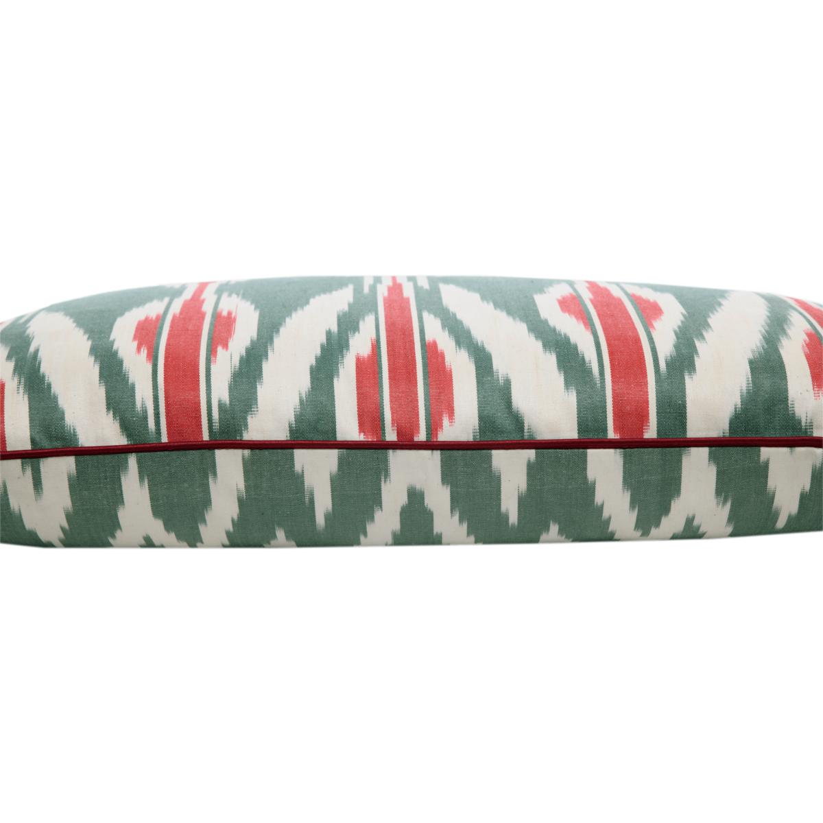 Green / Red Hand-Woven Reversible Cotton Ikat Cushion - Green & Red Tulips Anor Living – image 4