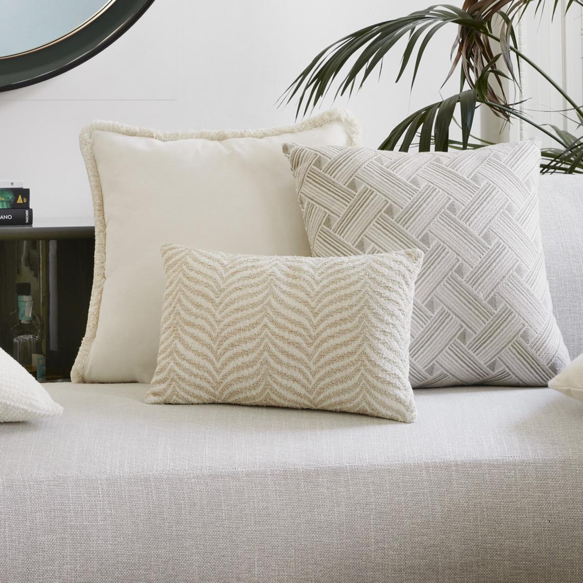 White / Neutrals Zebra Ivory Cushion Lo Decor – image 3