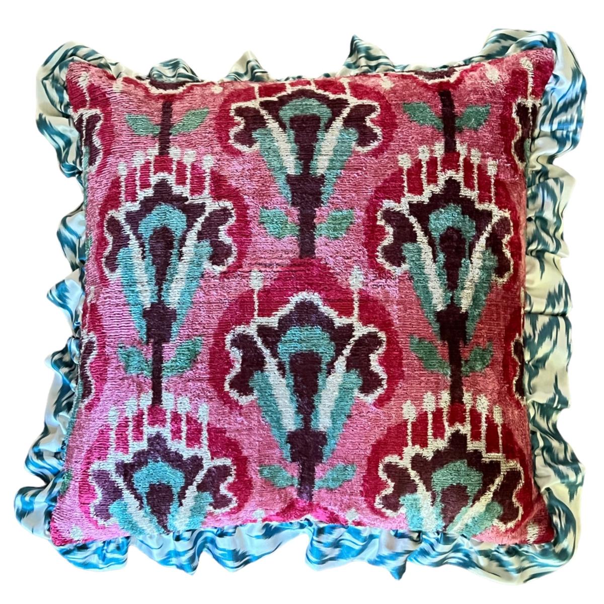 Pink / Purple Frilled Ikat Velvet Cushion Punica – image 2
