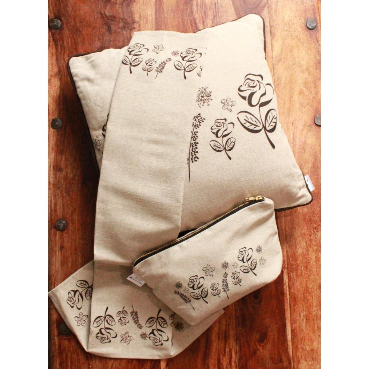 Black English Heritage Cushion One Size Milly Sands – image 3