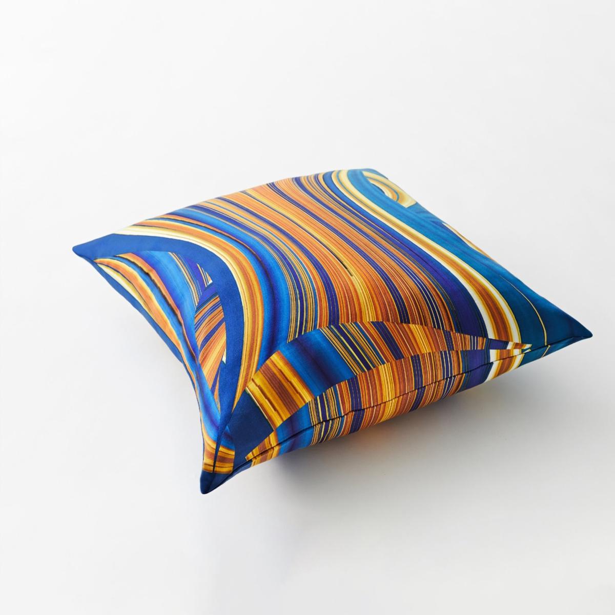 London Blue Square Cushion Yen Ting Cho – image 3