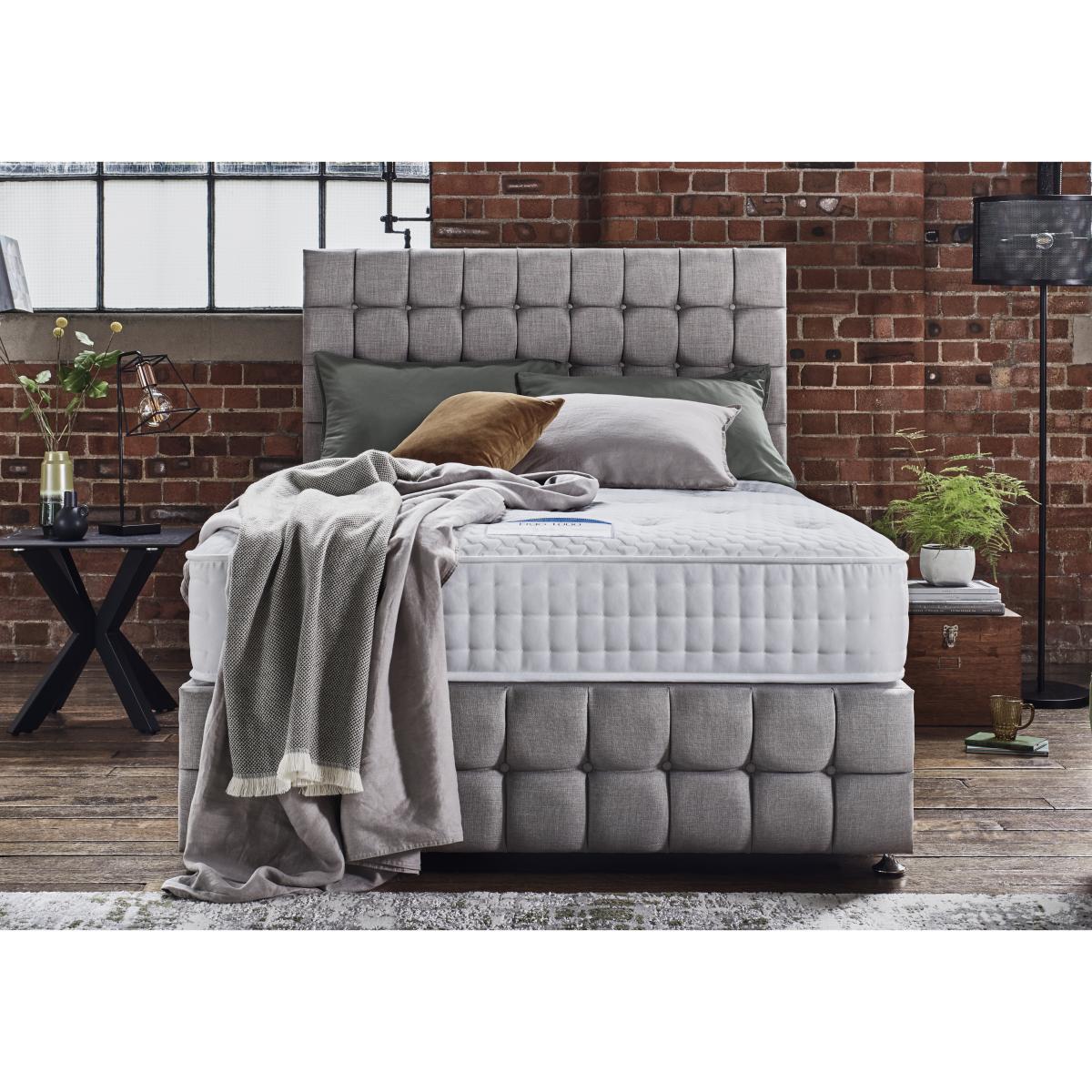 Sleep Story - Dice Footboard - Small Double - Khaki – image 3