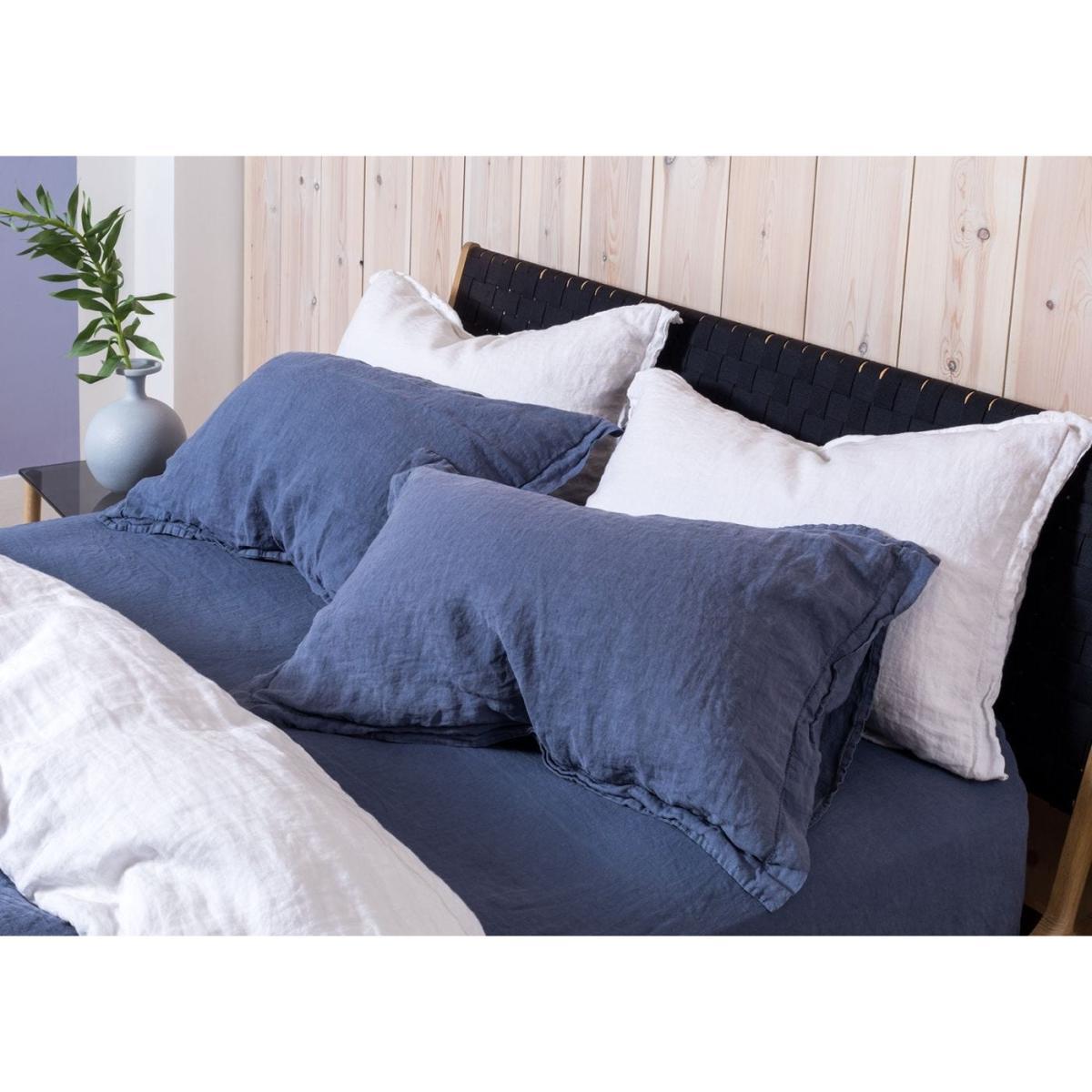 Gazzda Fawn King Size Bed Oak Black Webbing With Slats - Heal's UK Bedroom Furniture – image 3