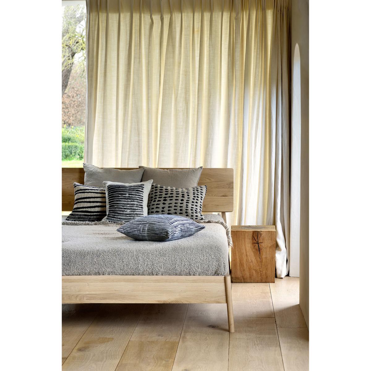 Slatted bed base - / 90 x 200 cm by Ethnicraft Natural wood – image 2