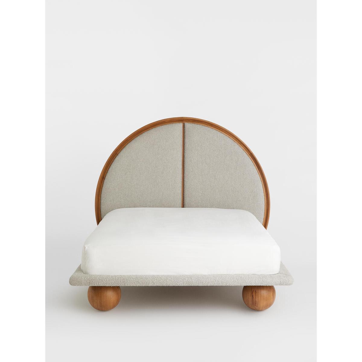 Amery Bed, King – image 2