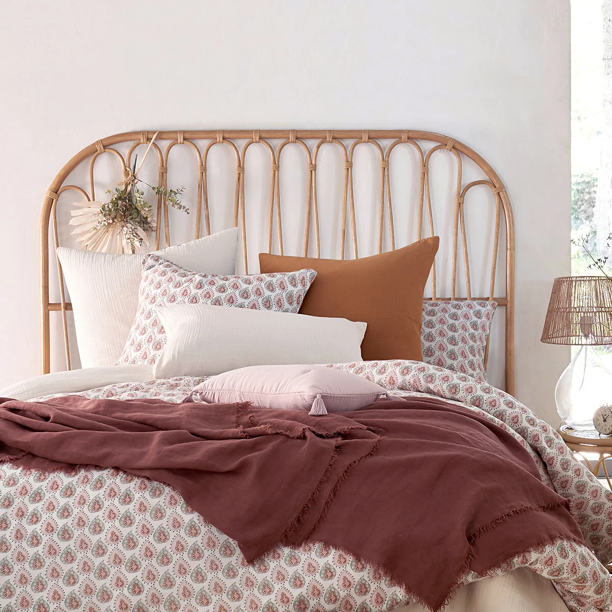 Malu Rattan Headboard – image 2