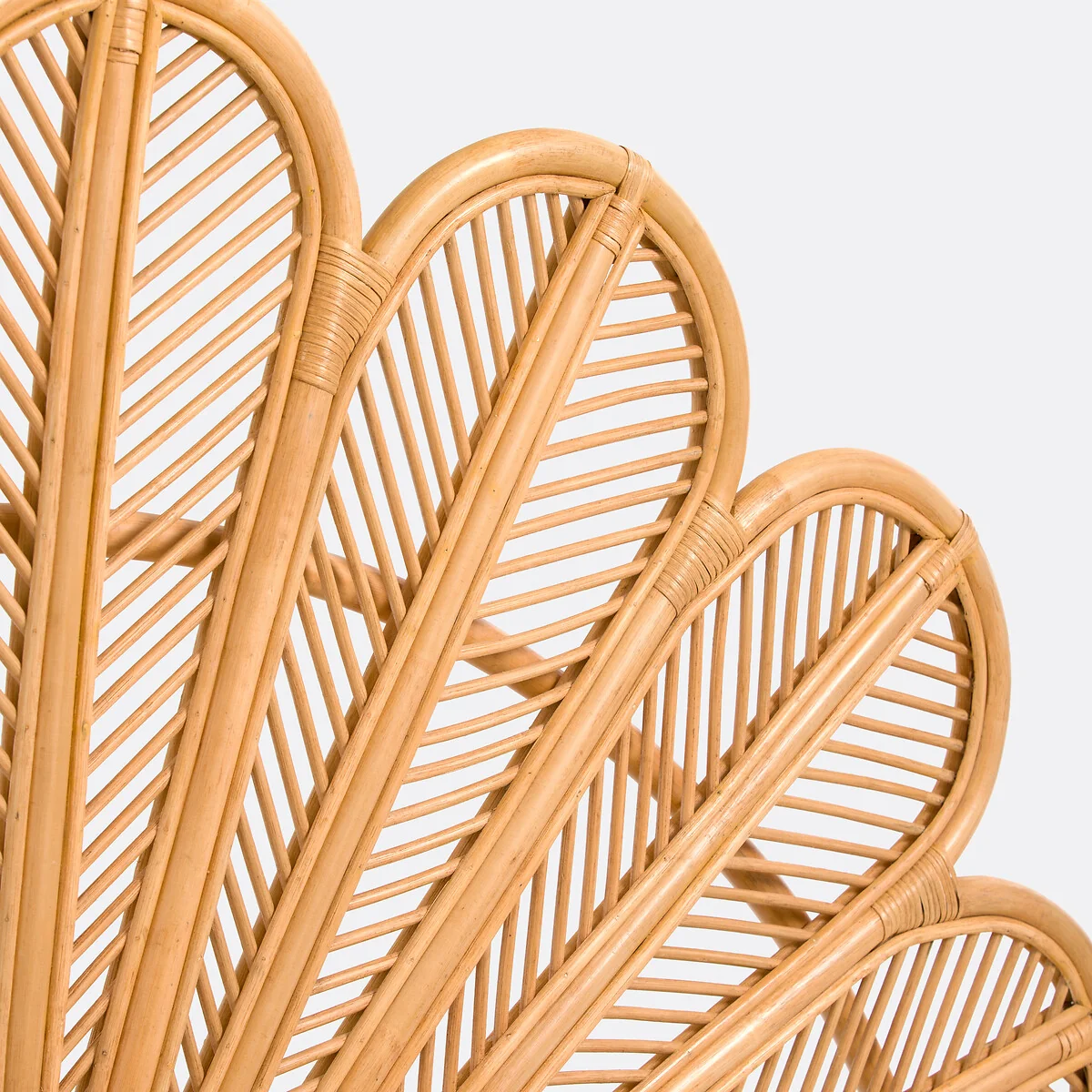 Paoni Rattan Headboard – image 4