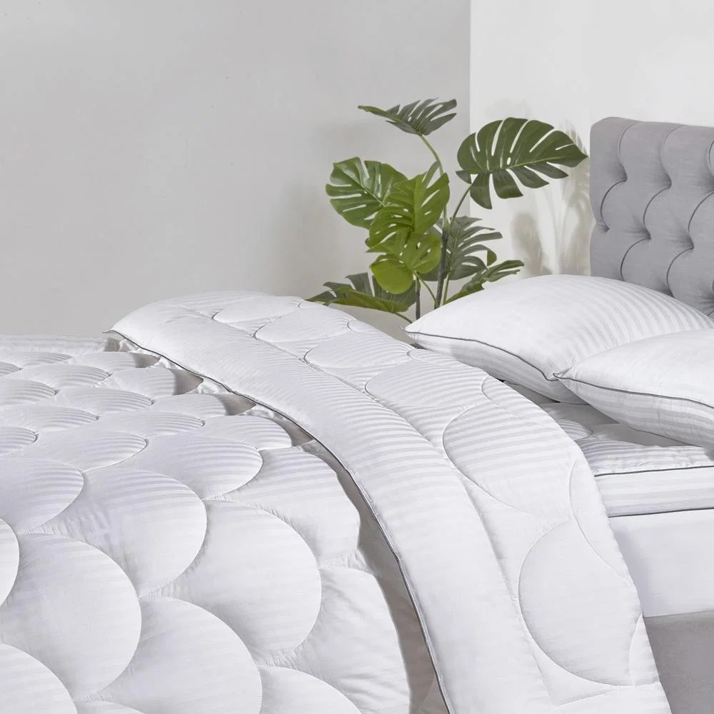 5 Star Hotel Collection 10.5 Tog Australian Wool Duvet, Double – image 1