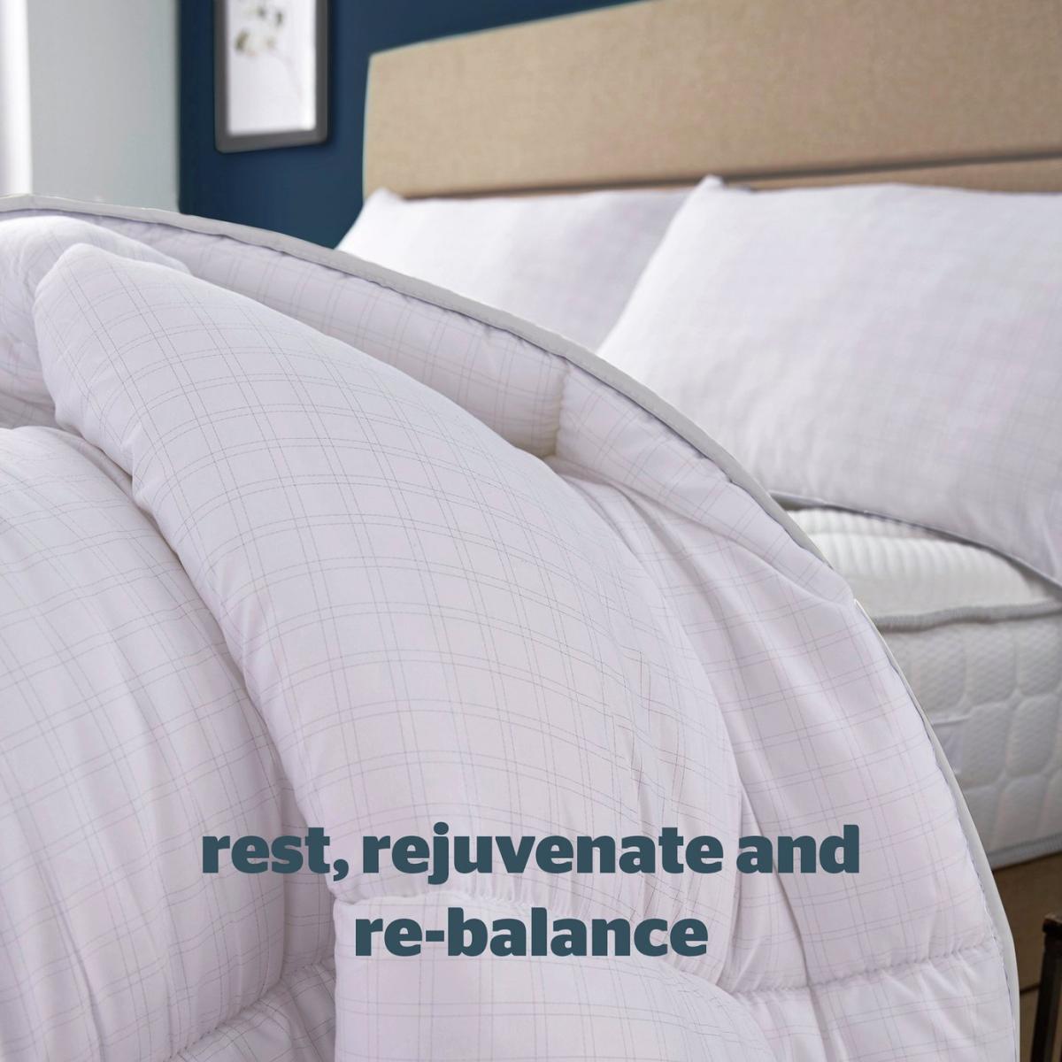 Silentnight Rebalance 10.5 Tog Duvet - Double – image 5