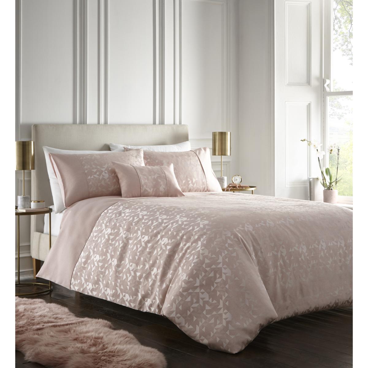 Lucien Duvet And Pillowcase Set - Silver / 4cm / 1.37kg / Double – image 4
