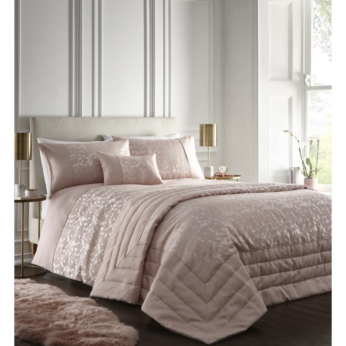 Lucien Duvet And Pillowcase Set - Silver / 4cm / 1.37kg / Double – image 5