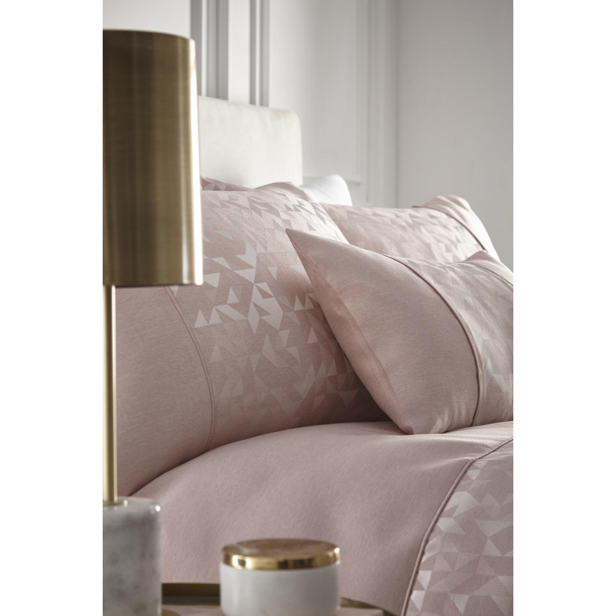 Lucien Duvet And Pillowcase Set - Silver / 4cm / 1.37kg / Double – image 7