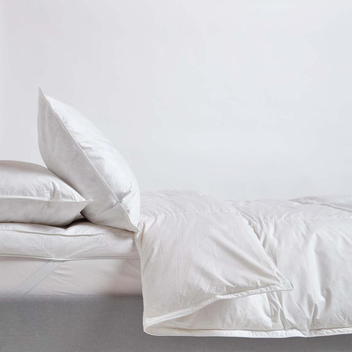 Homescapes Duck Down 4.5 Tog Duvet - White / Double – image 3