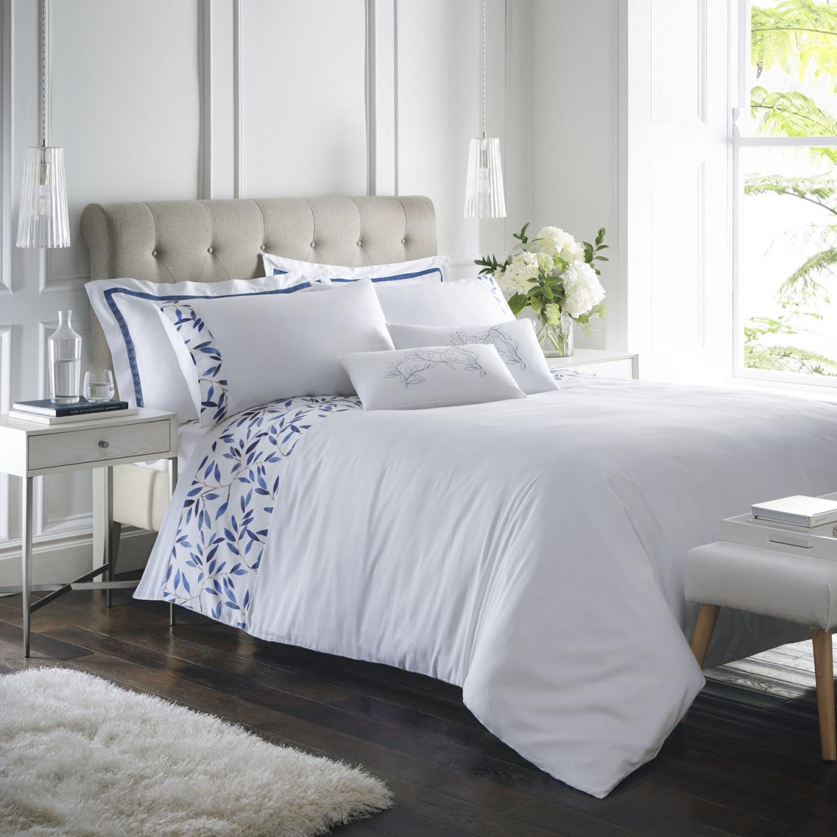 Juliet Duvet Set - White / Double – image 4