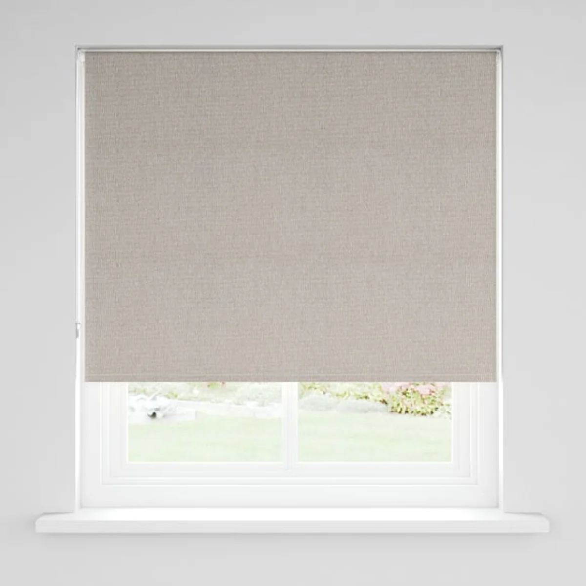 Chesterfield Blackout Roller Blind – image 3