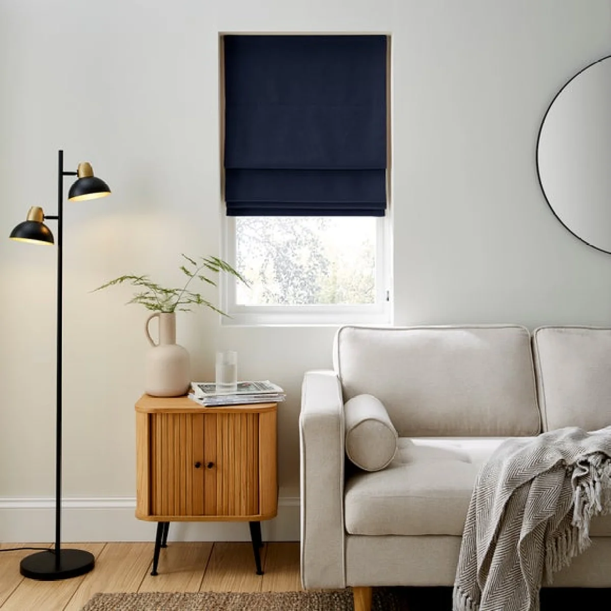 Wynter Navy Roman Blind Navy – image 1