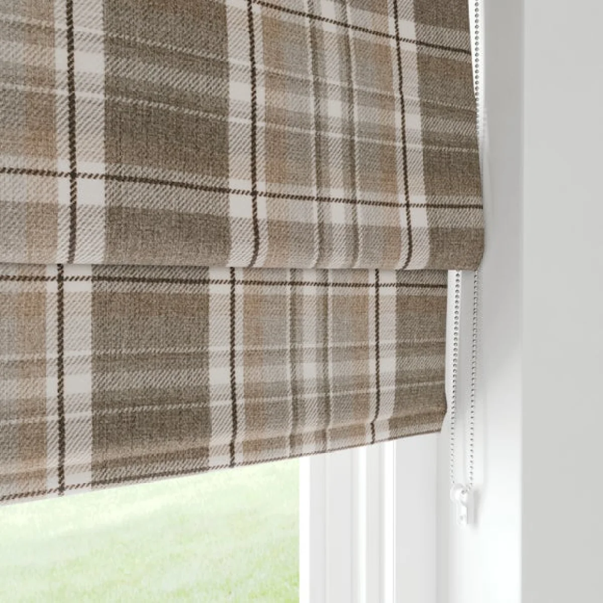 Belhaven Check Roman Blind – image 4