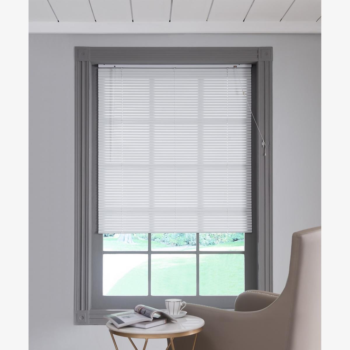 Aluminium Venetian Blind - White - 150x160cm – image 1