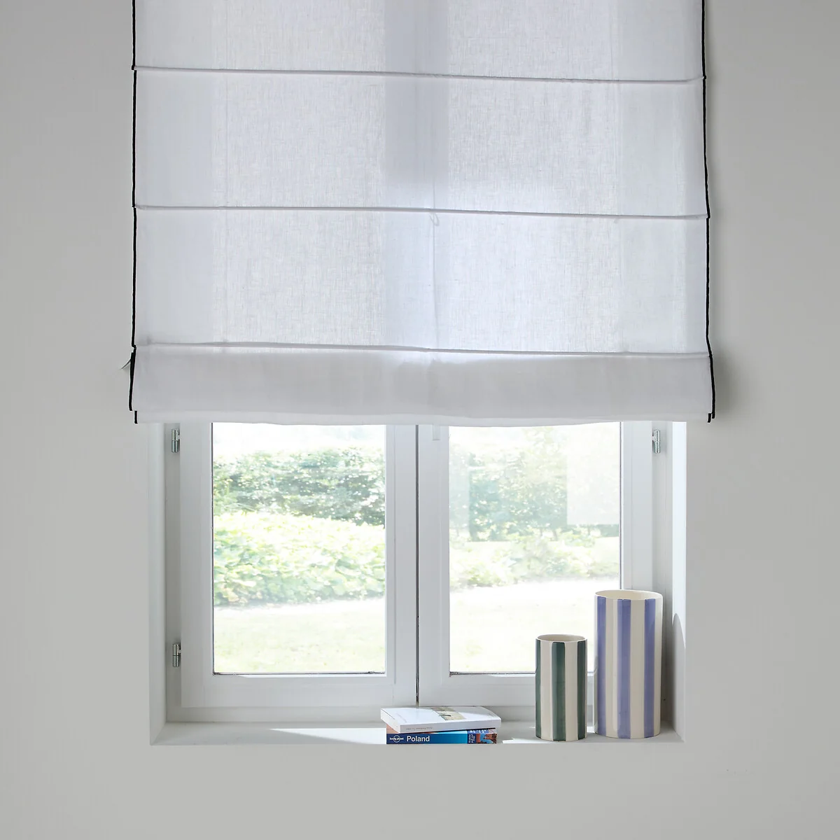 Onega Linen Boat Blind – image 1
