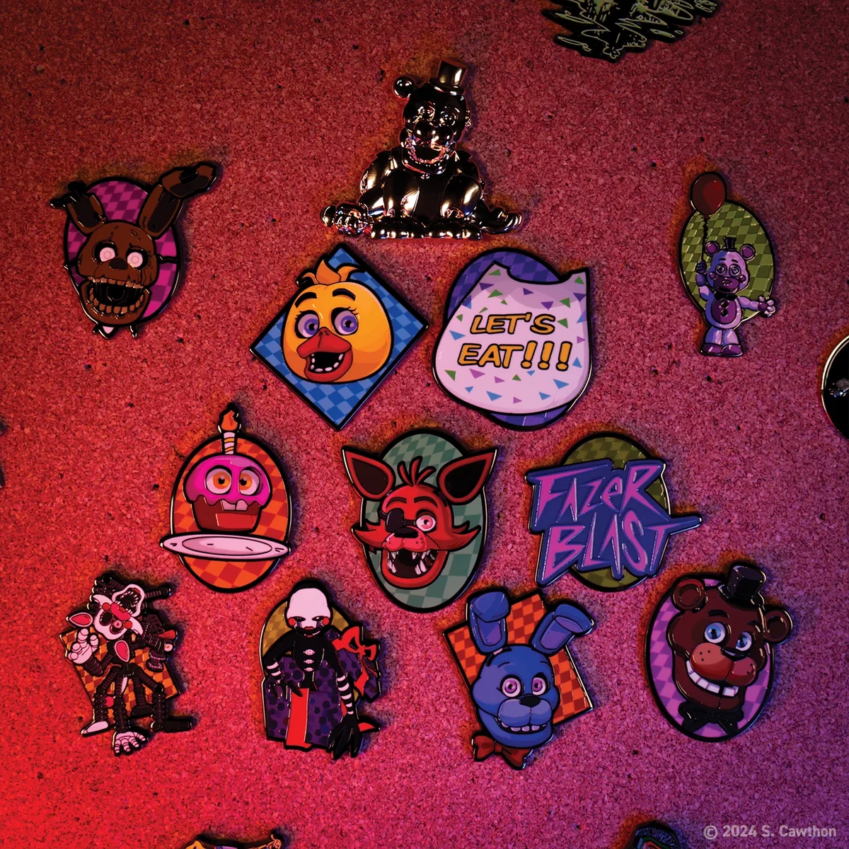 Five Nights at Freddy's Mystery Pin Badge CDU Containing 12 Blind Boxes - Multi – image 14