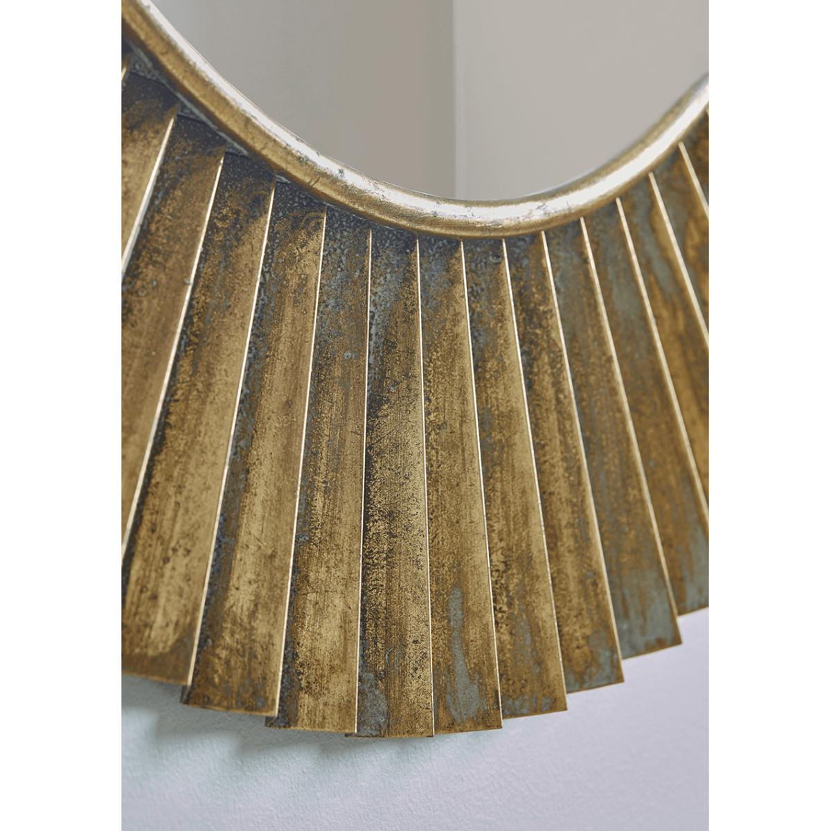 Fluted Gold Round Mirror – image 3