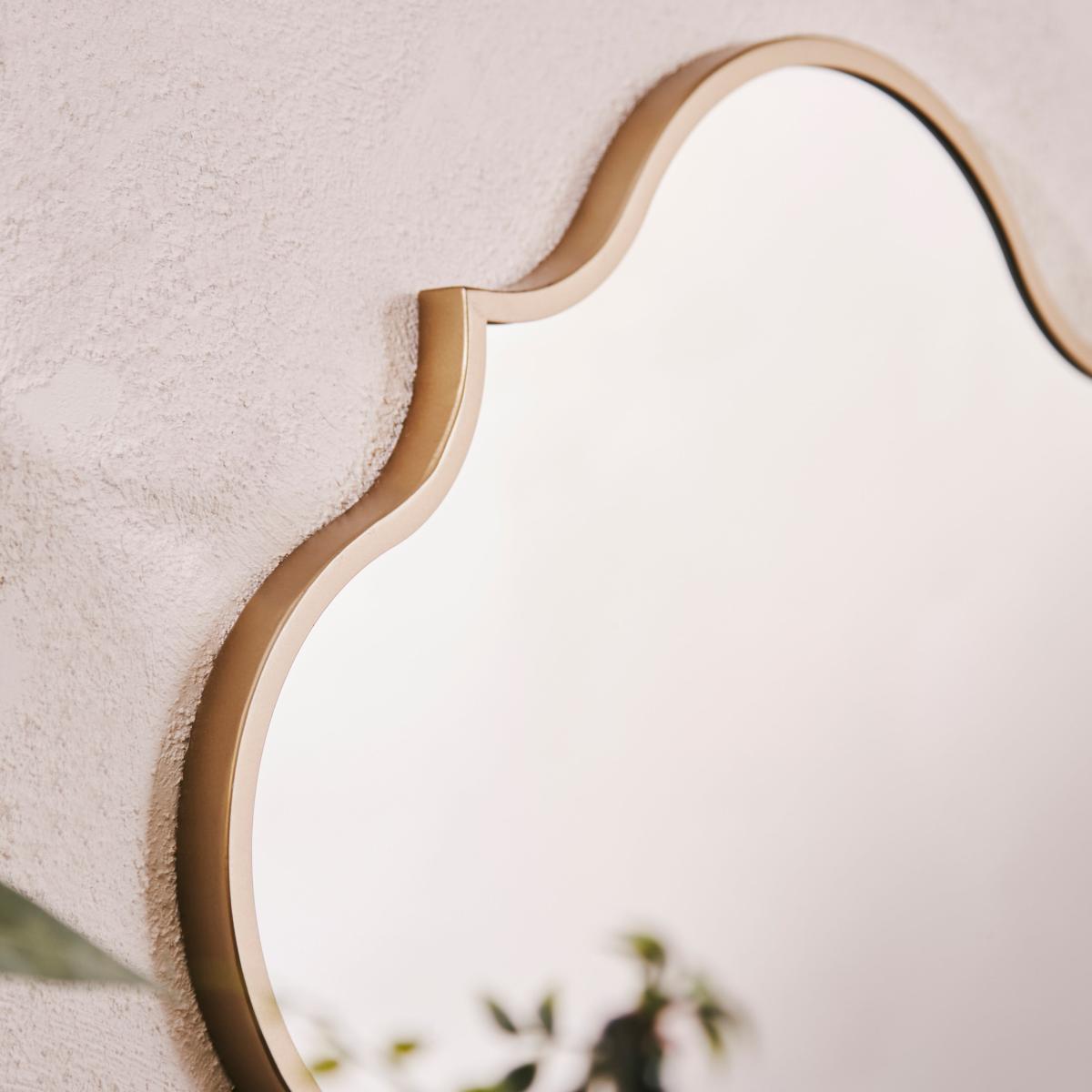 Scalloped Outdoor Mirror Gold Effect – image 2
