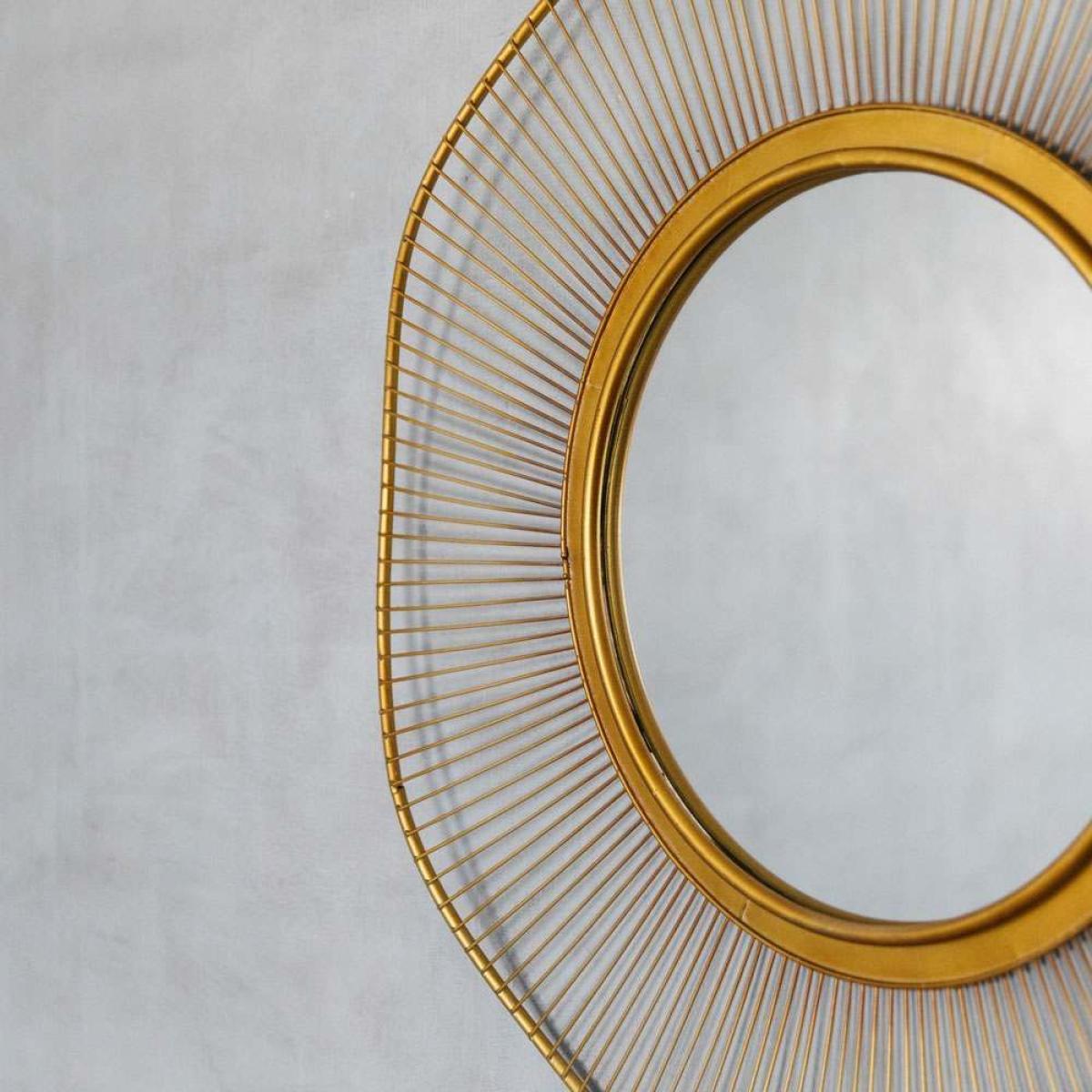 Solstice Gold Mirror – image 5