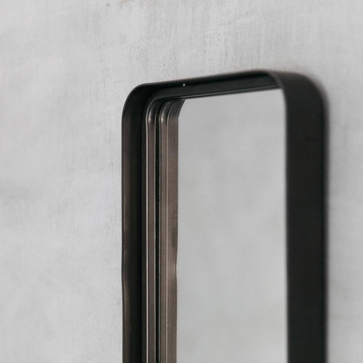 Slim Blackbeam Mirror – image 5