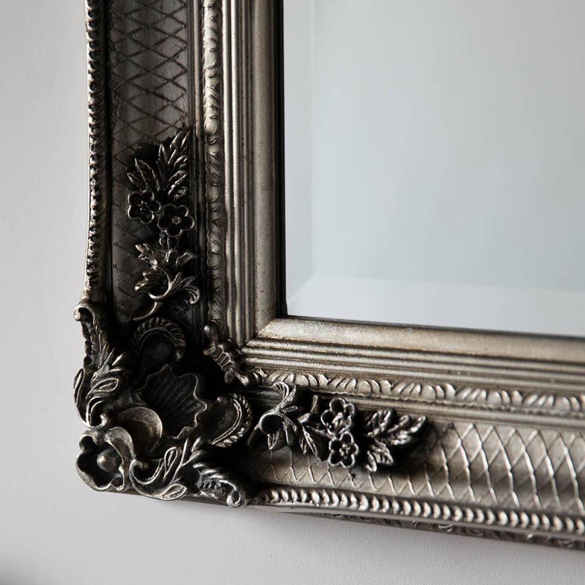 Lewis Medium Rectangle Wall Mirror - Silver – image 4