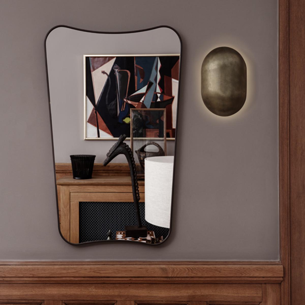 Gubi F.A.33 Mirror Black brass large – image 3