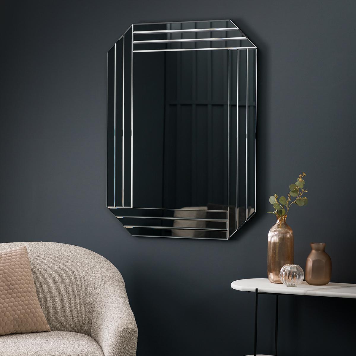 Tate Mirror – image 2
