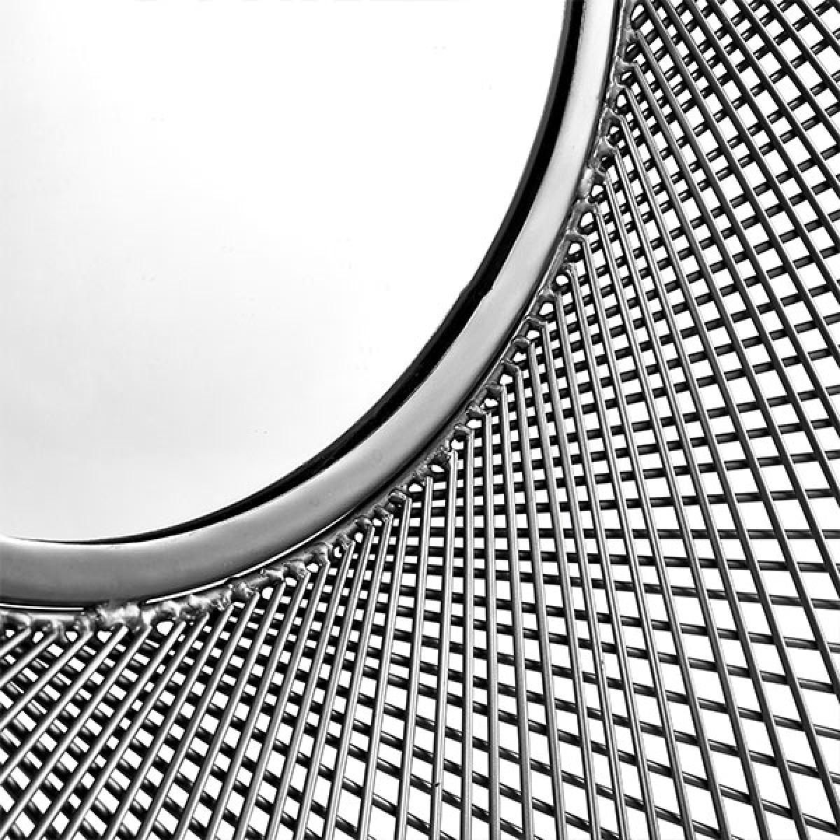 Silver Metal Circular Wall Mirror – image 5