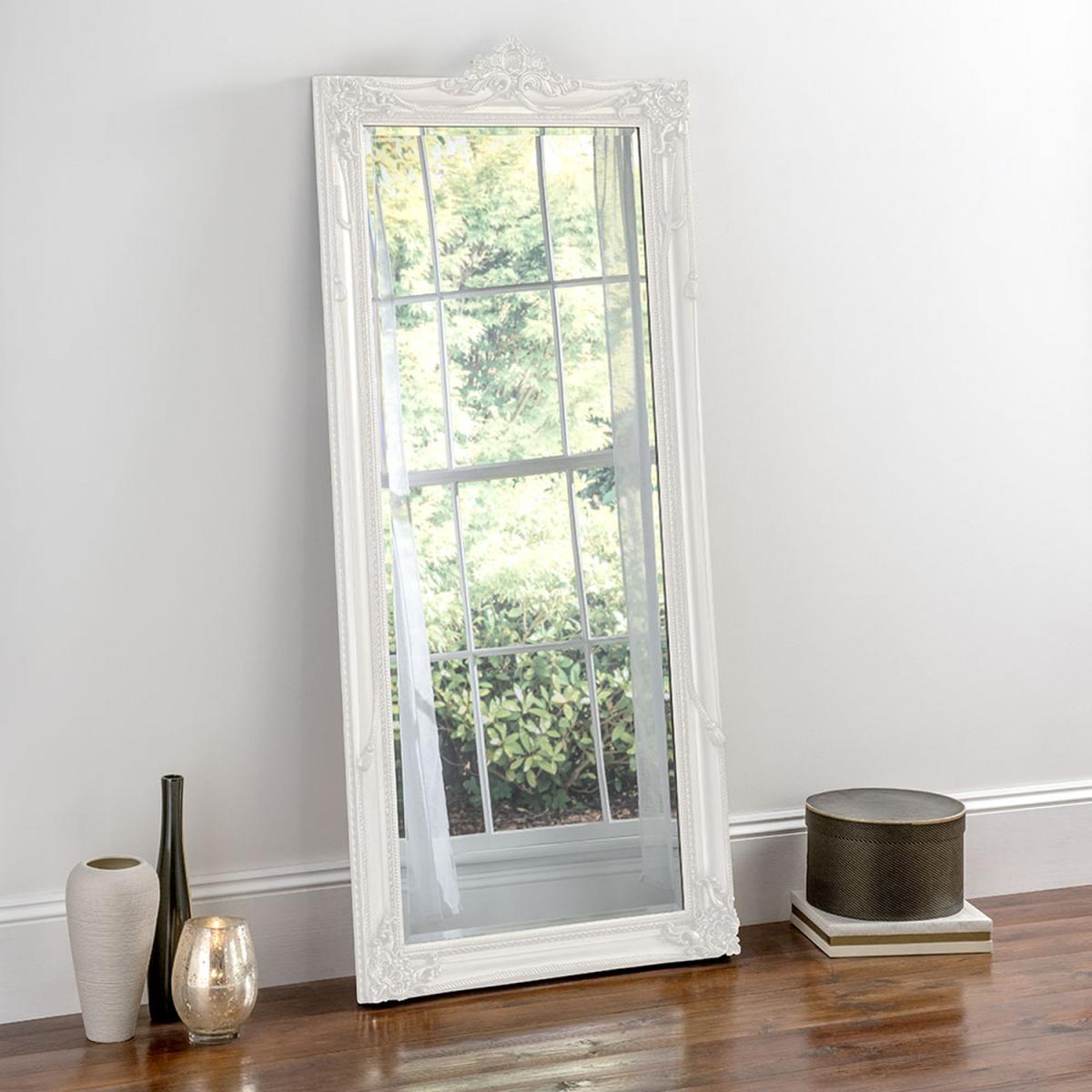 French Antique White Leaner - White