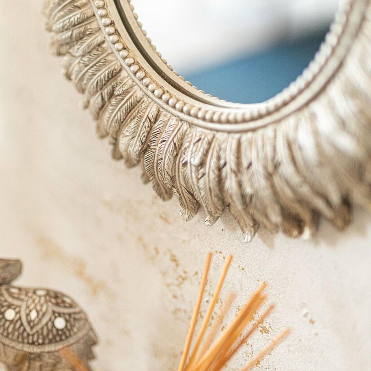 Feathered Distressed Mirror - Gold – image 2
