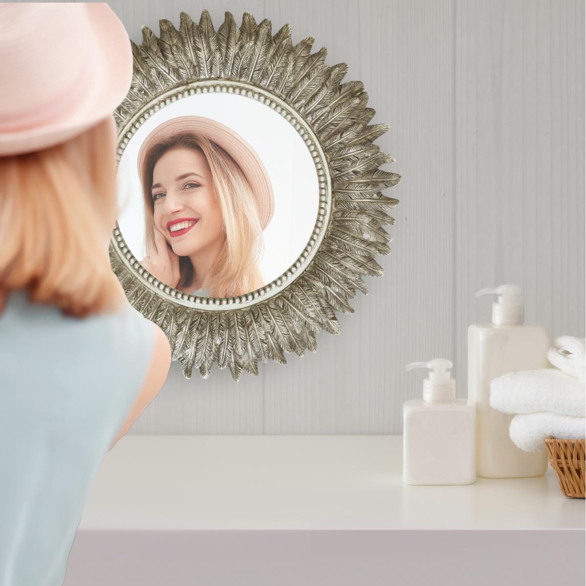 Feathered Distressed Mirror - Gold – image 11