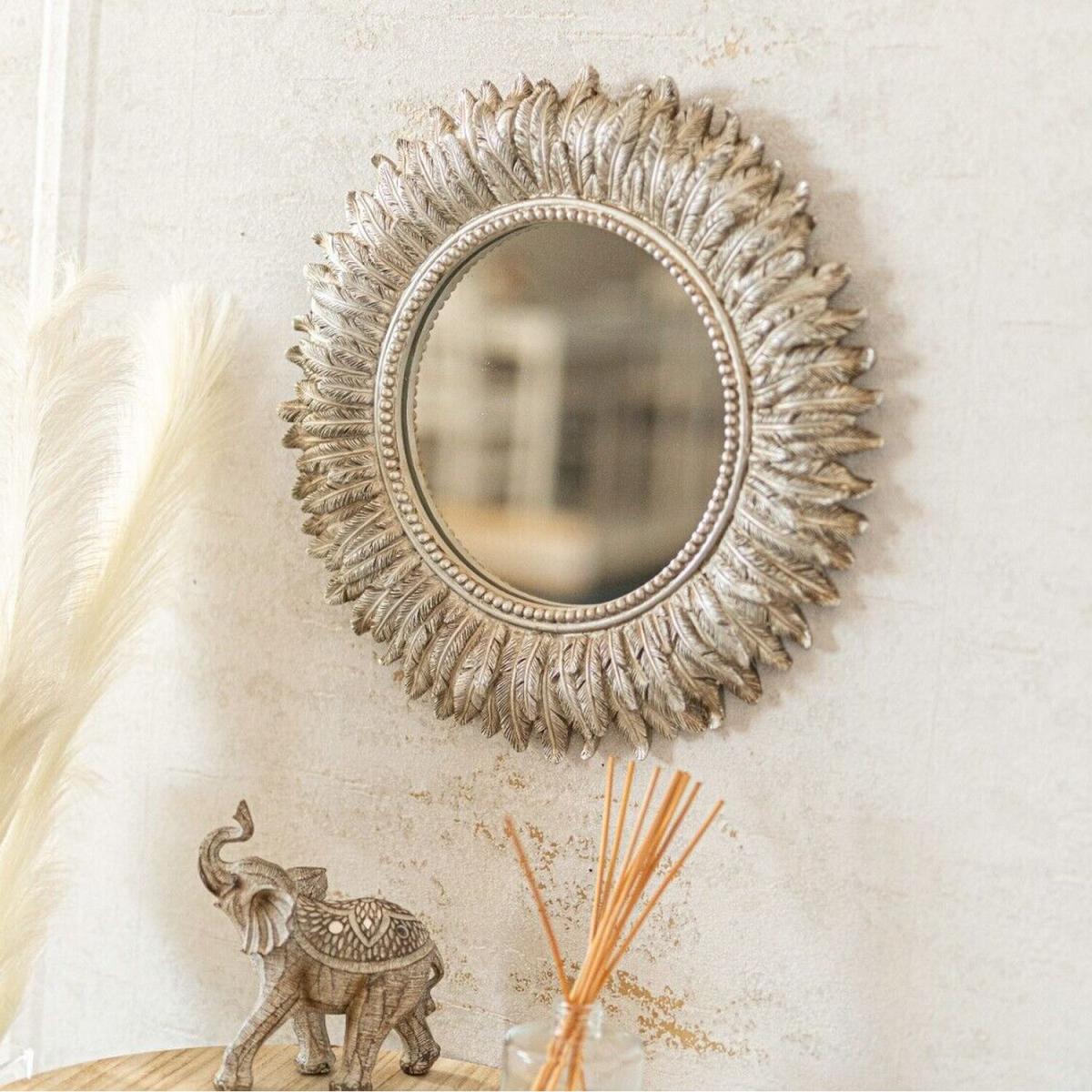 Feathered Distressed Mirror - Gold – image 7