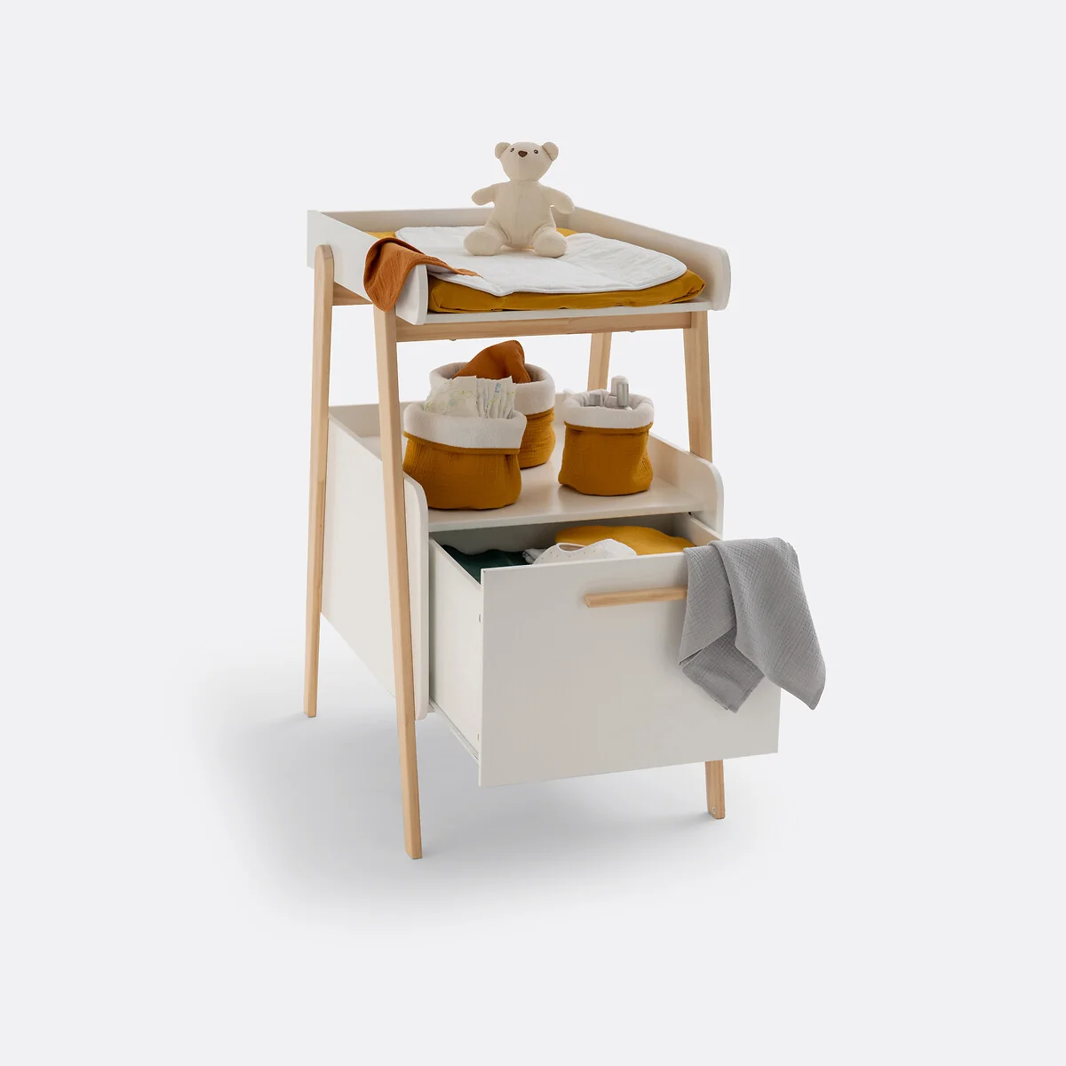 Oreade Changing Table with Drawer – image 3