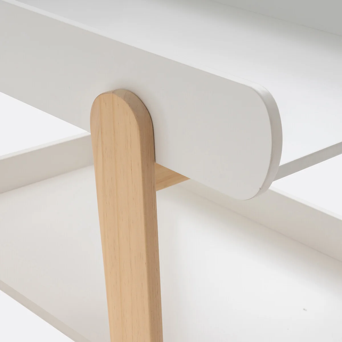 Oreade Changing Table with Drawer – image 4