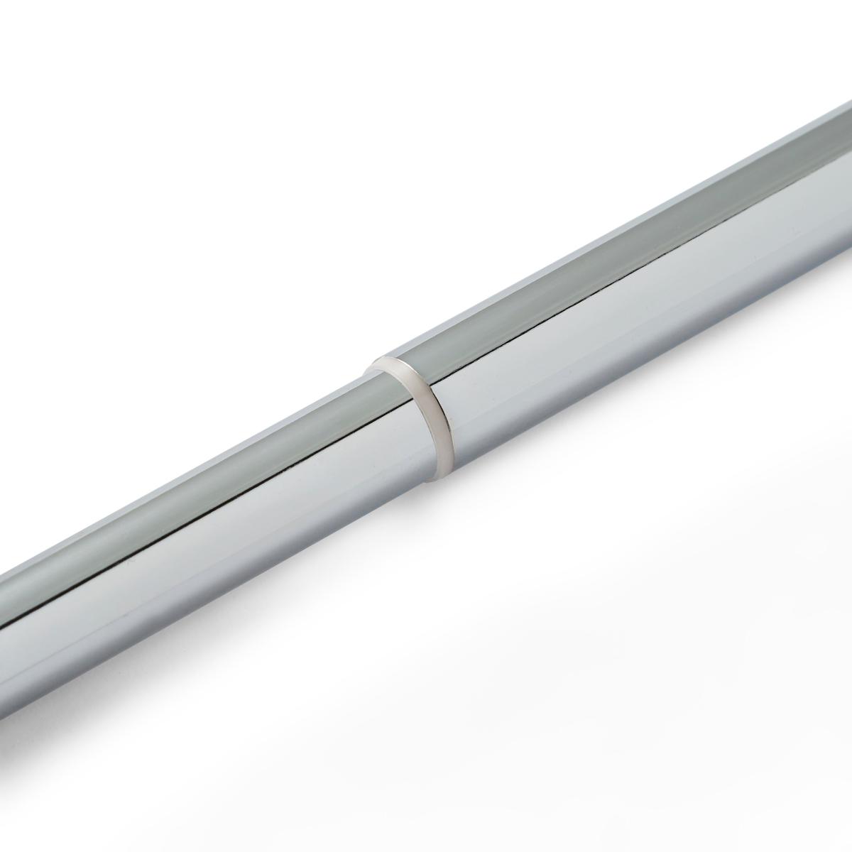 Globe Extendable Metal Eyelet Curtain Pole – image 3