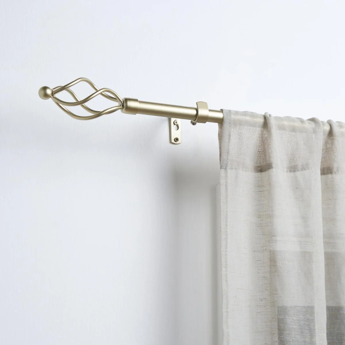 OHS Twist Extendable Curtain Pole - Brushed Gold / 119cm / 0.8 – image 4