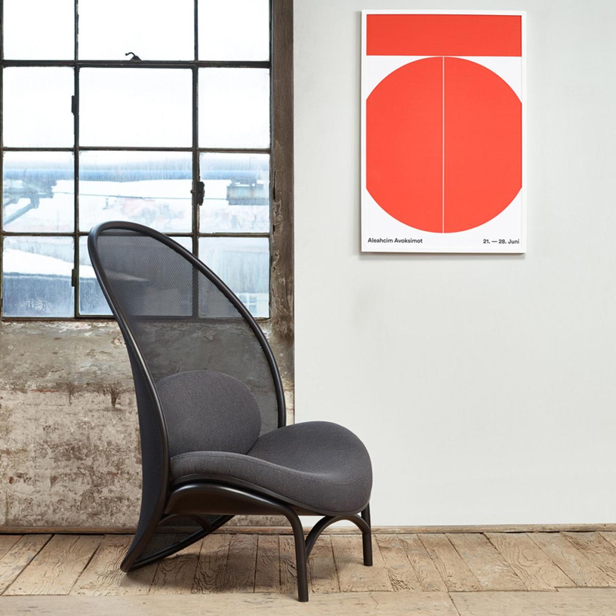All Black Chips Lounge Chair – image 2