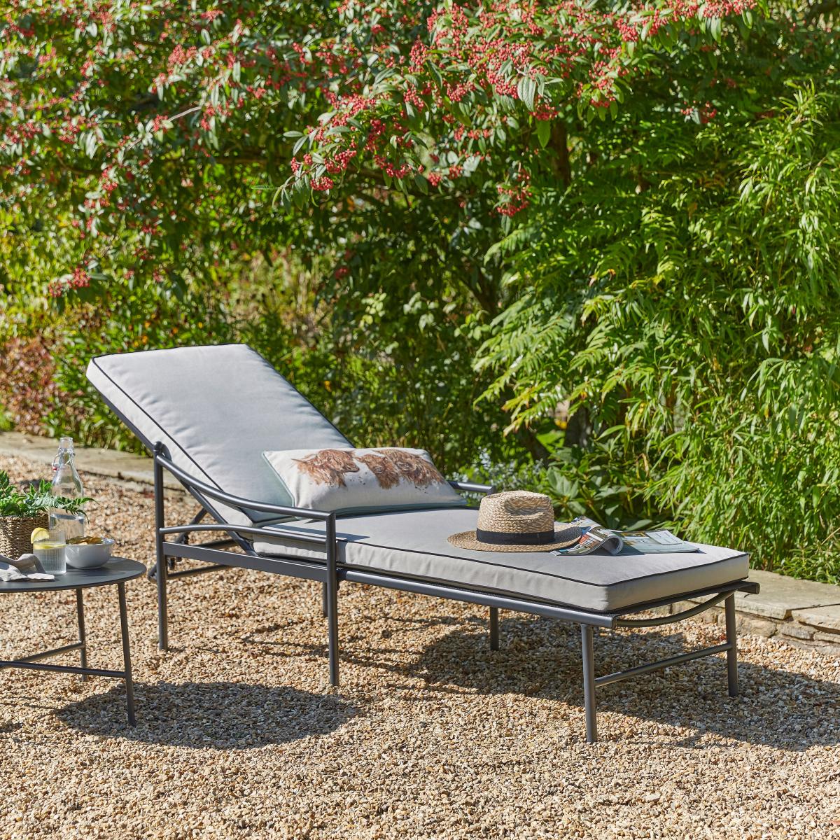 Windsor Lounger – image 2
