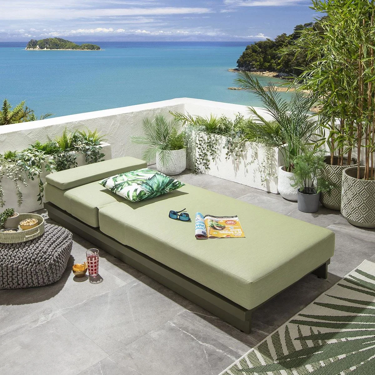 Modern Garden Cushioned Sun Lounger Outdoor Aluminium Green 200x78cm – image 3