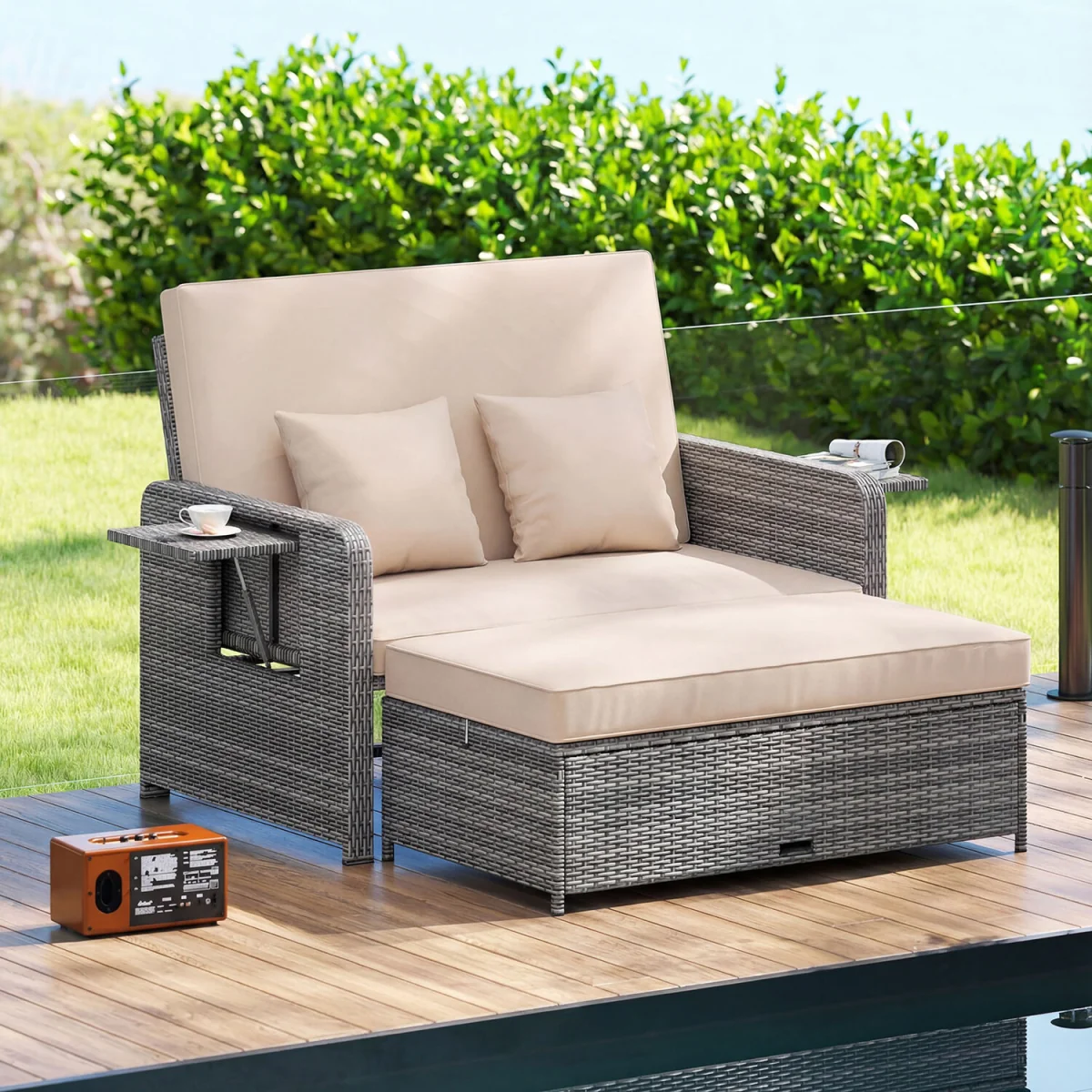 Outdoor Adjustable Daybed – image 4