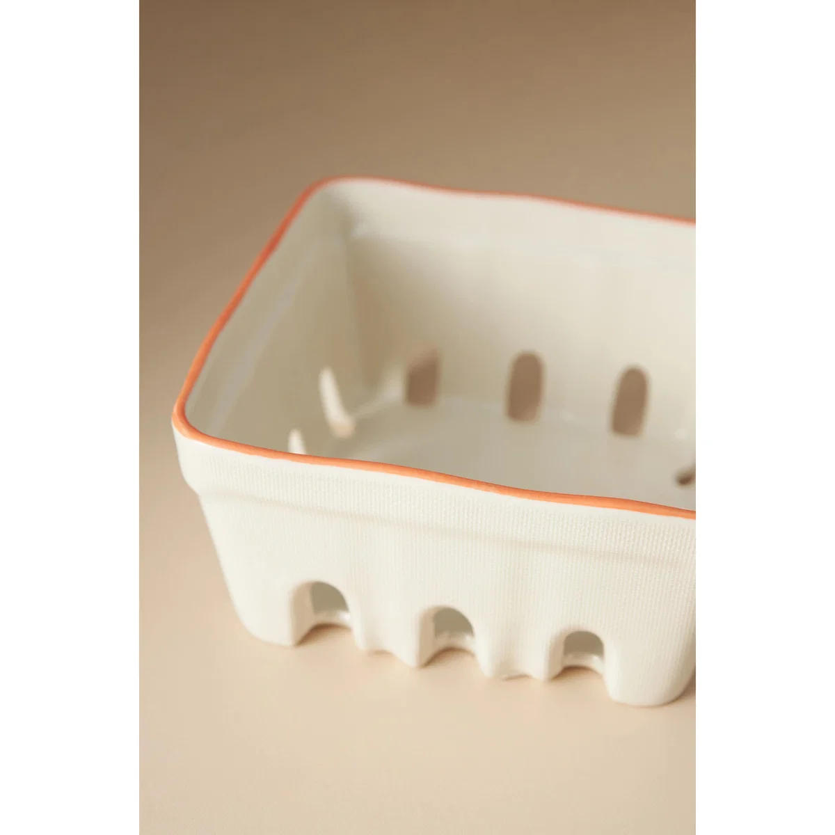 Linnea Large Berry Basket – image 5