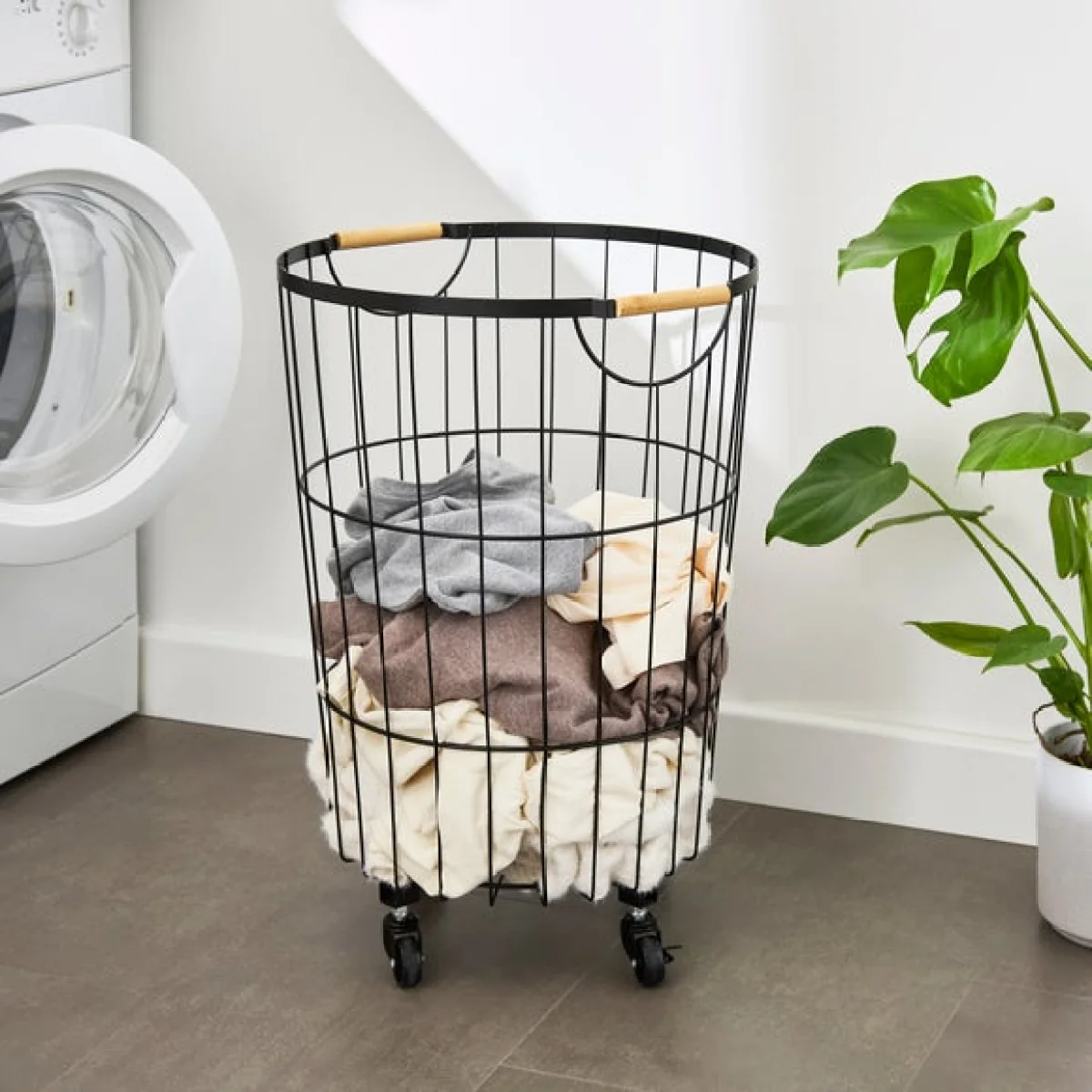 Metal Laundry Basket with Wheels – image 1