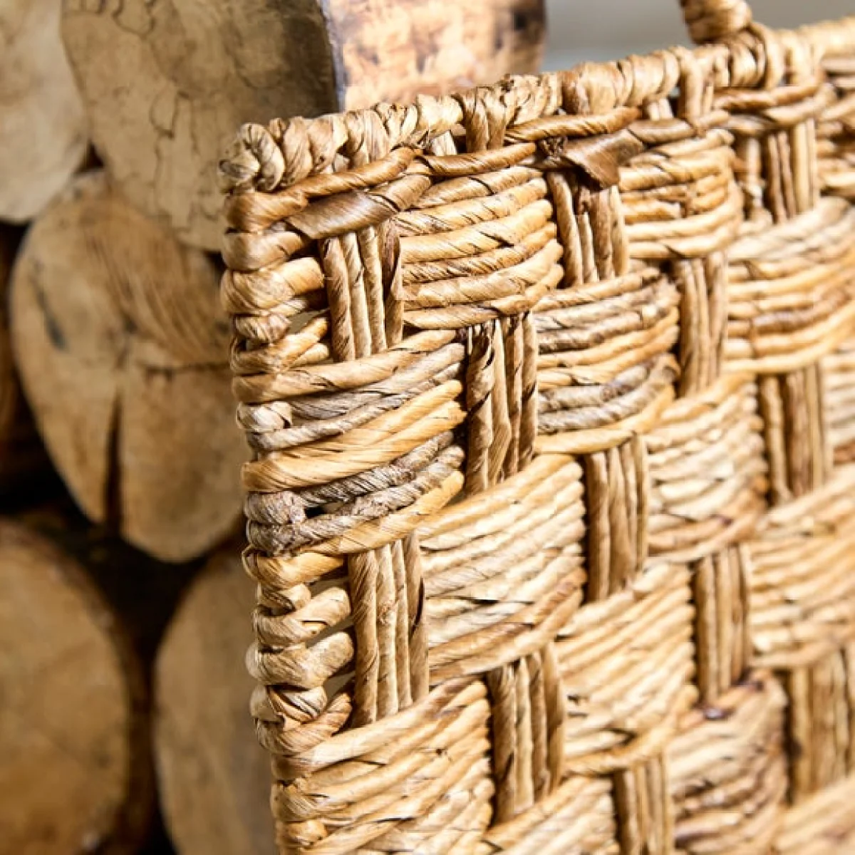 Banana Bark Log Basket – image 2